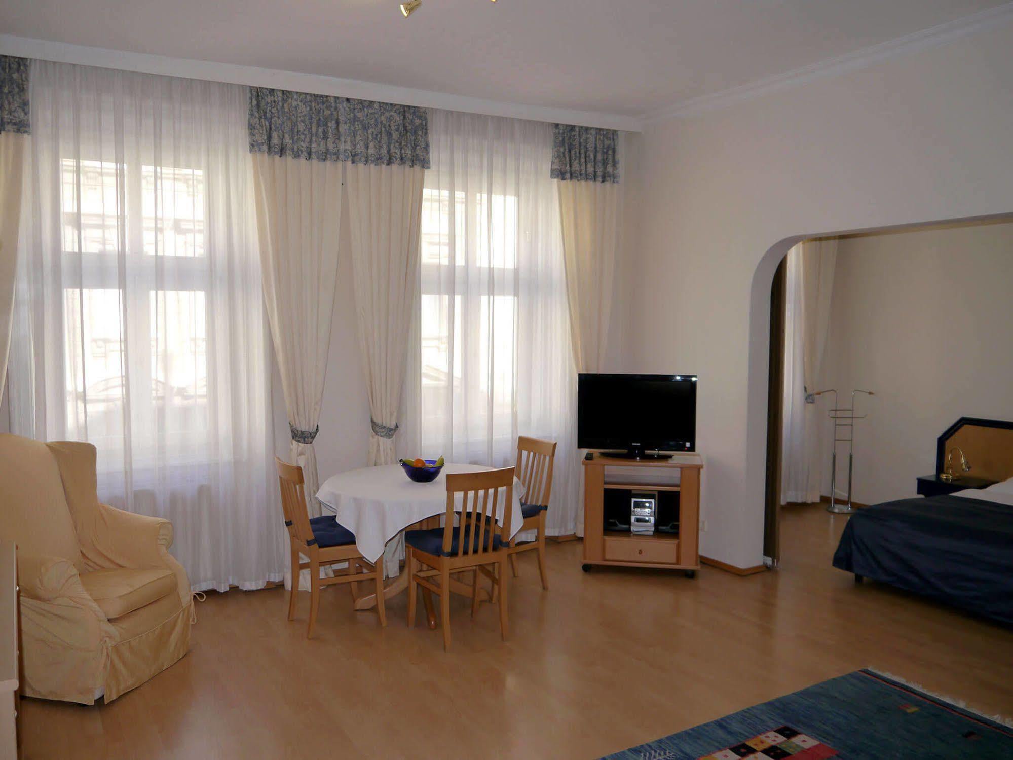Caratart Hotel Bombolo Wien Εξωτερικό φωτογραφία