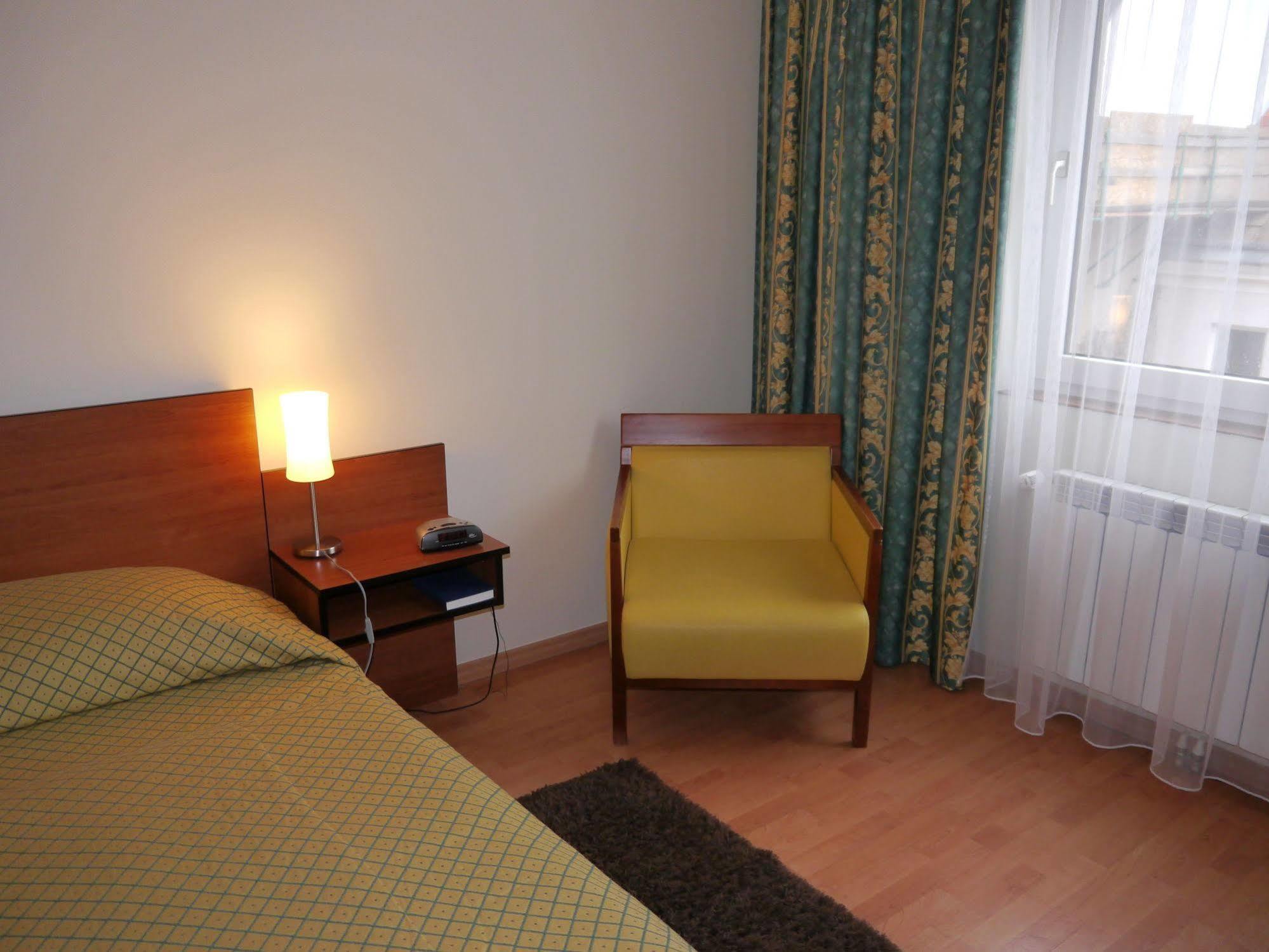 Caratart Hotel Bombolo Wien Εξωτερικό φωτογραφία